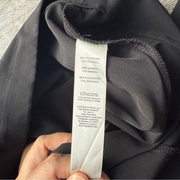 Weekend’s by Chico Wide Leg Cargo Style Wrinkle free Capri Pants - Picture 7 of 9